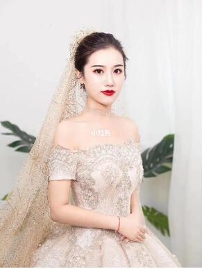 在太原選擇新娘跟妝哪家好?
